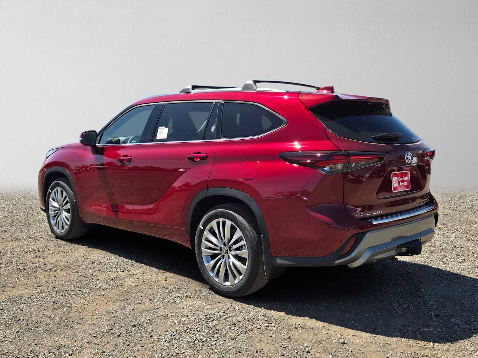 New 2026 Toyota Highlander Platinum AWD/4WD image 7