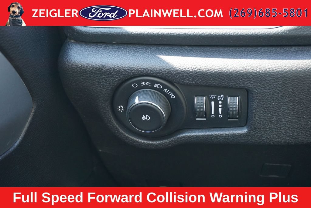 Used 2020 Chrysler Pacifica Touring w/ Advanced Safetytec Group FWD image 32