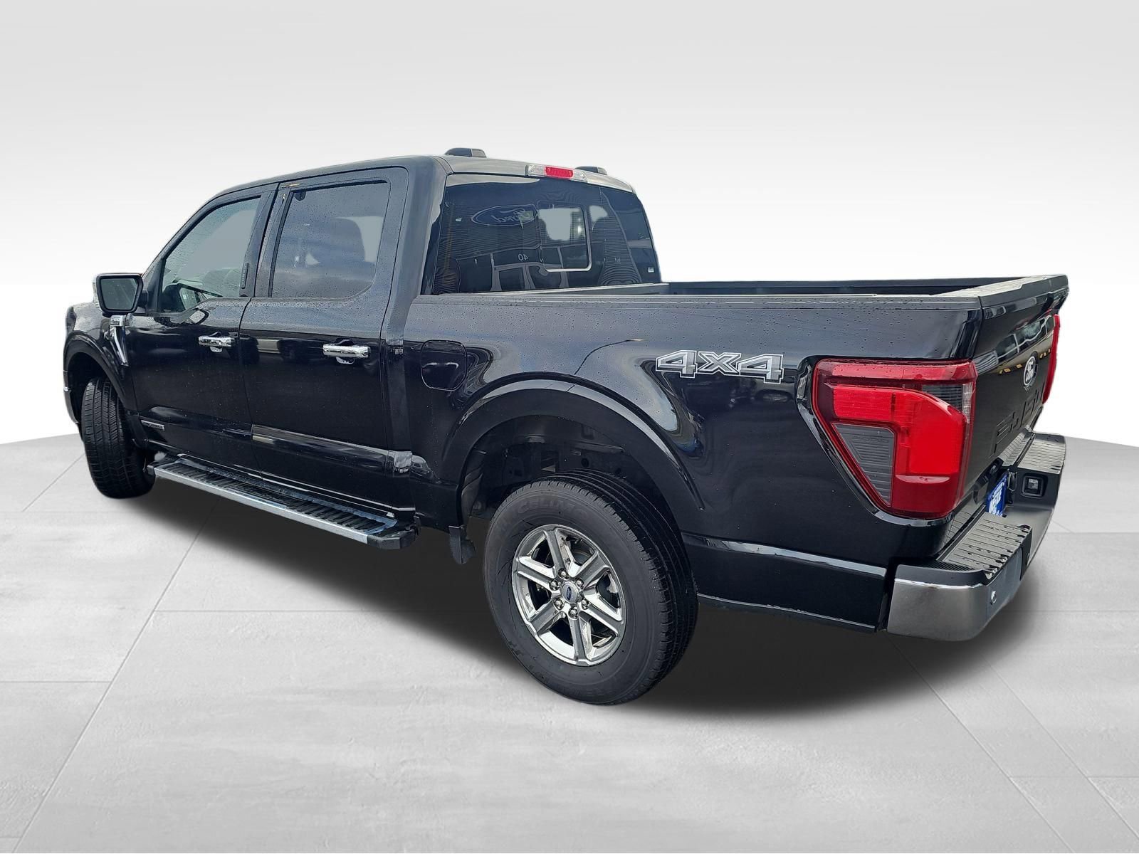 Used 2024 Ford F150 XLT w/ Equipment Group 302A MID AWD/4WD image 5