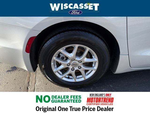 Used 2024 Chrysler Pacifica Touring-L FWD image 29