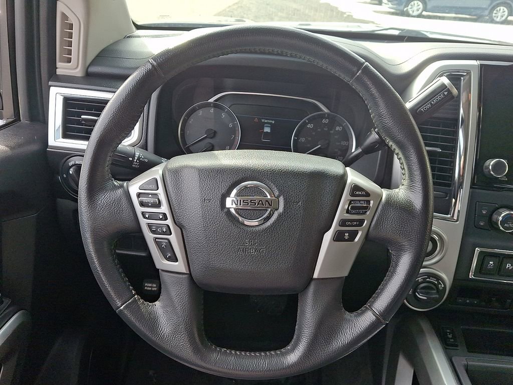 Used 2021 Nissan Titan SV w/ SV Convenience Package image 19