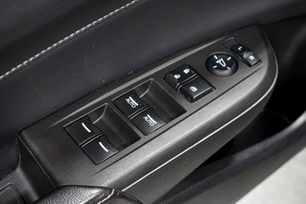 Used 2014 Acura ILX w/ Premium Package FWD image 54