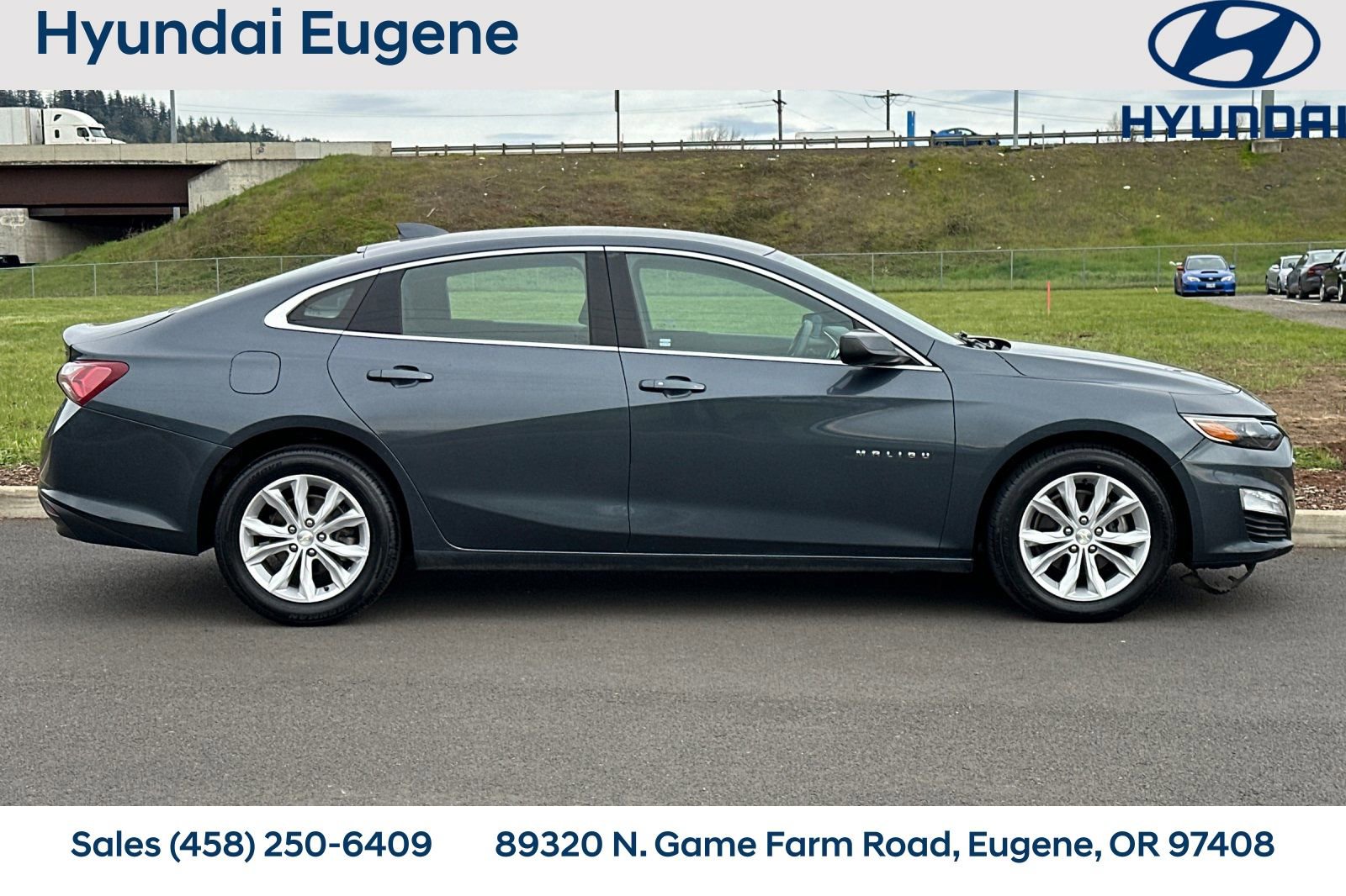 Used 2020 Chevrolet Malibu LT image 2