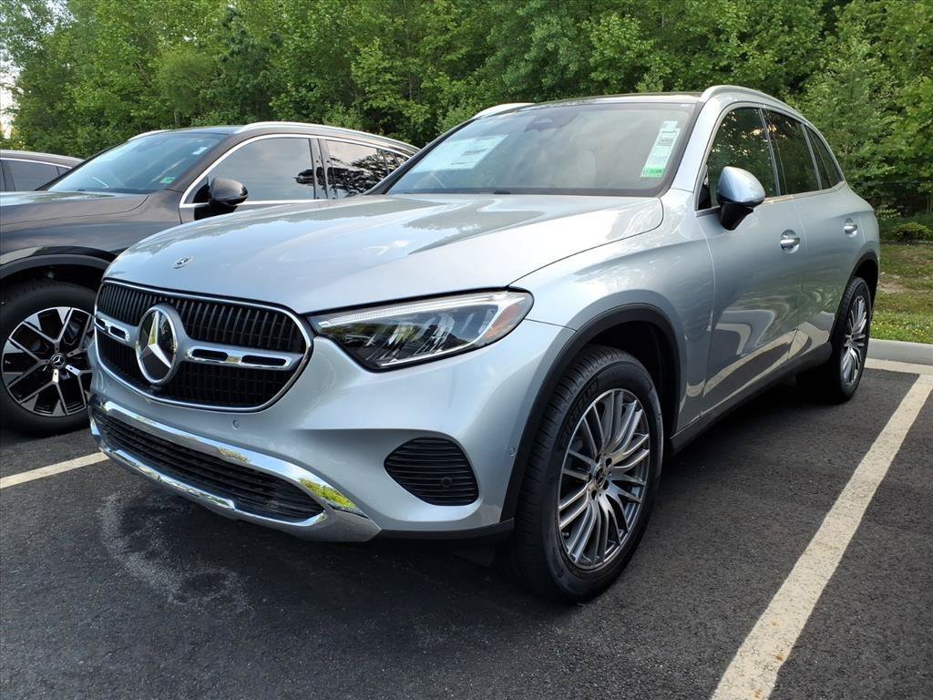 New 2026 Mercedes-Benz GLC 300 image 24