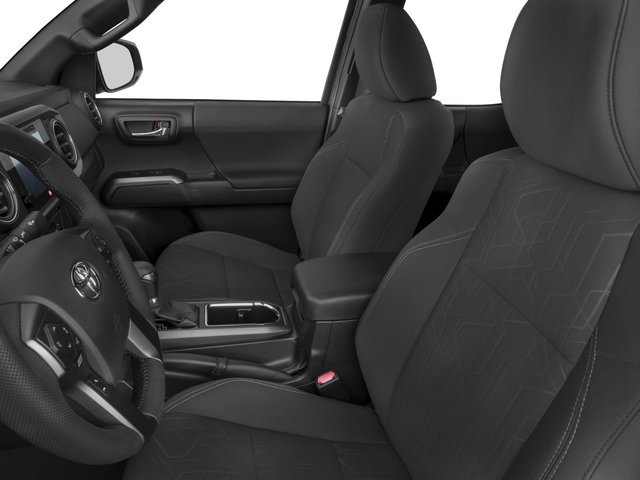 Used 2016 Toyota Tacoma TRD Sport w/ Towing Package image 9