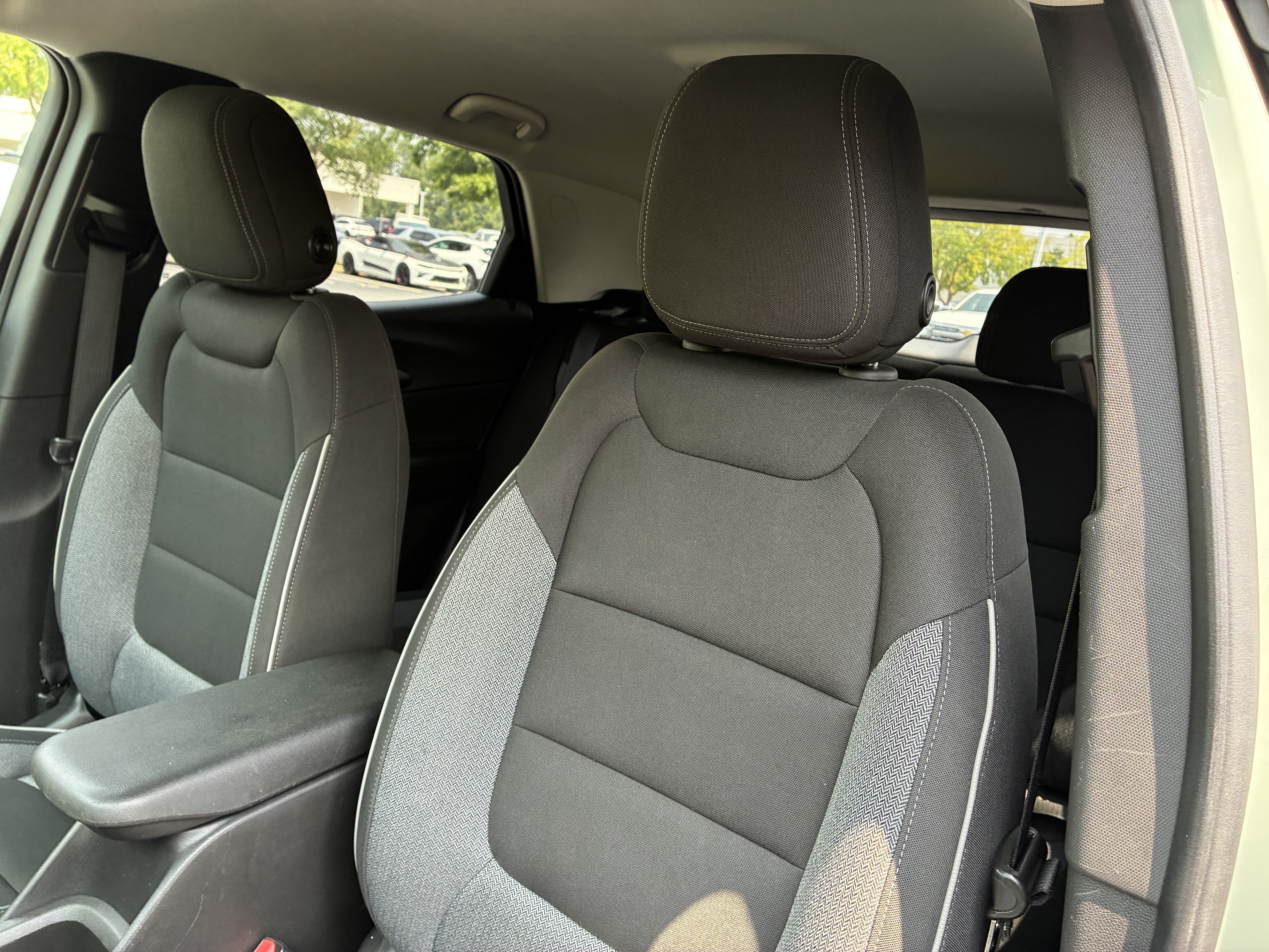 Used 2025 Chevrolet TrailBlazer LT FWD image 20
