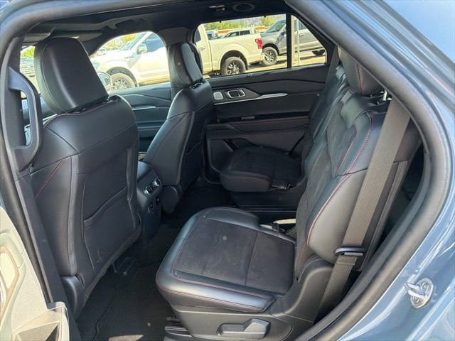Used 2025 Ford Explorer ST AWD/4WD image 25