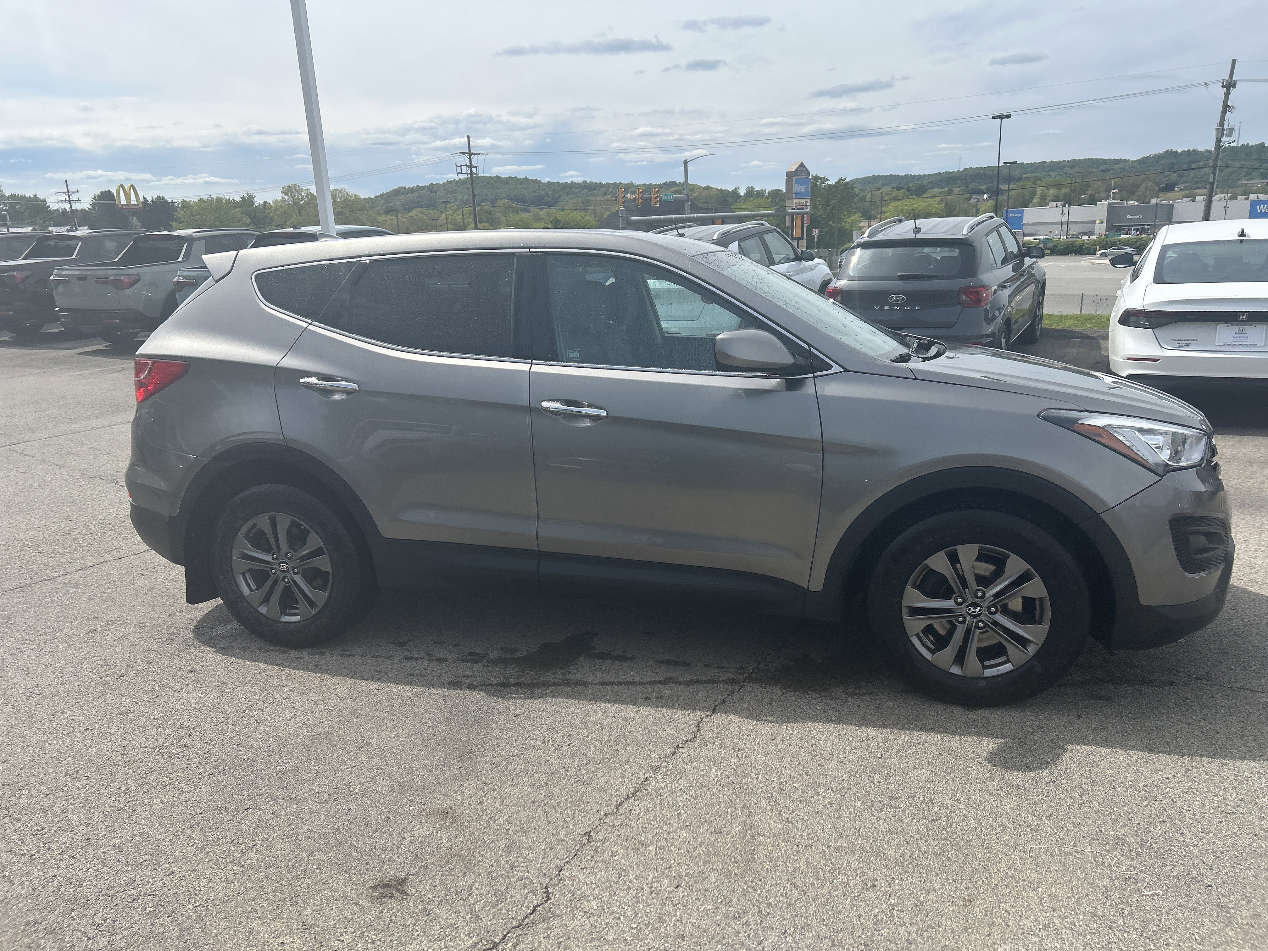 Used 2015 Hyundai Santa Fe Sport AWD/4WD image 3