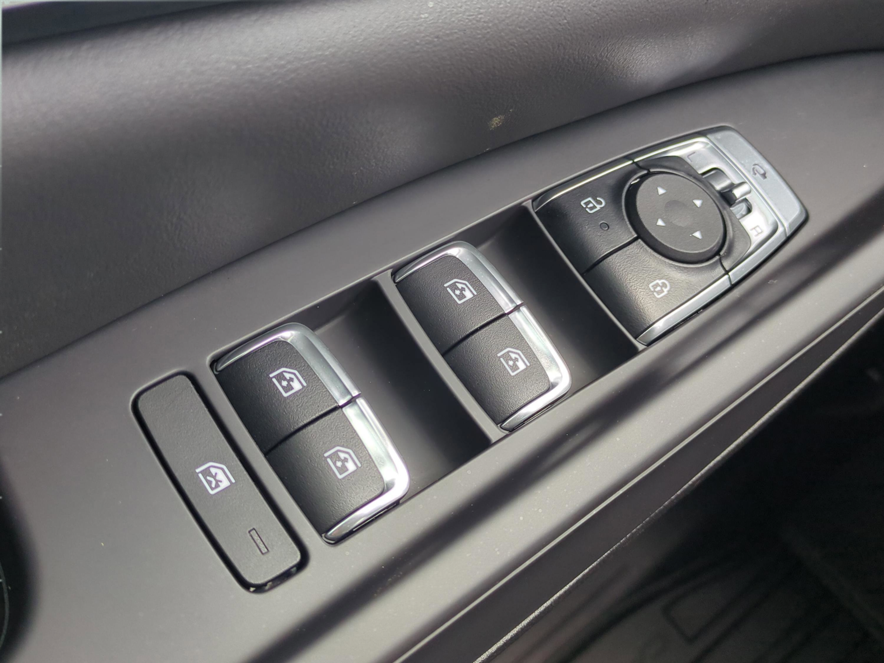 New 2026 Kia Carnival SX Prestige FWD image 21