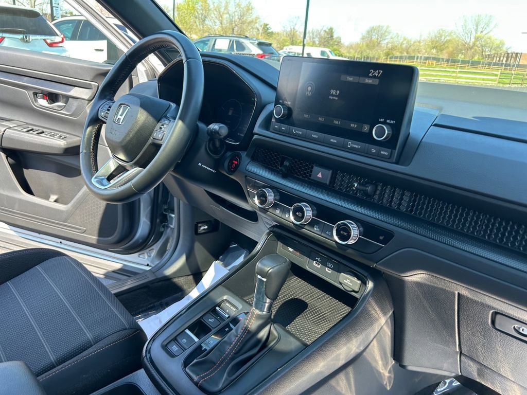 Used 2024 Honda CR-V Sport image 25