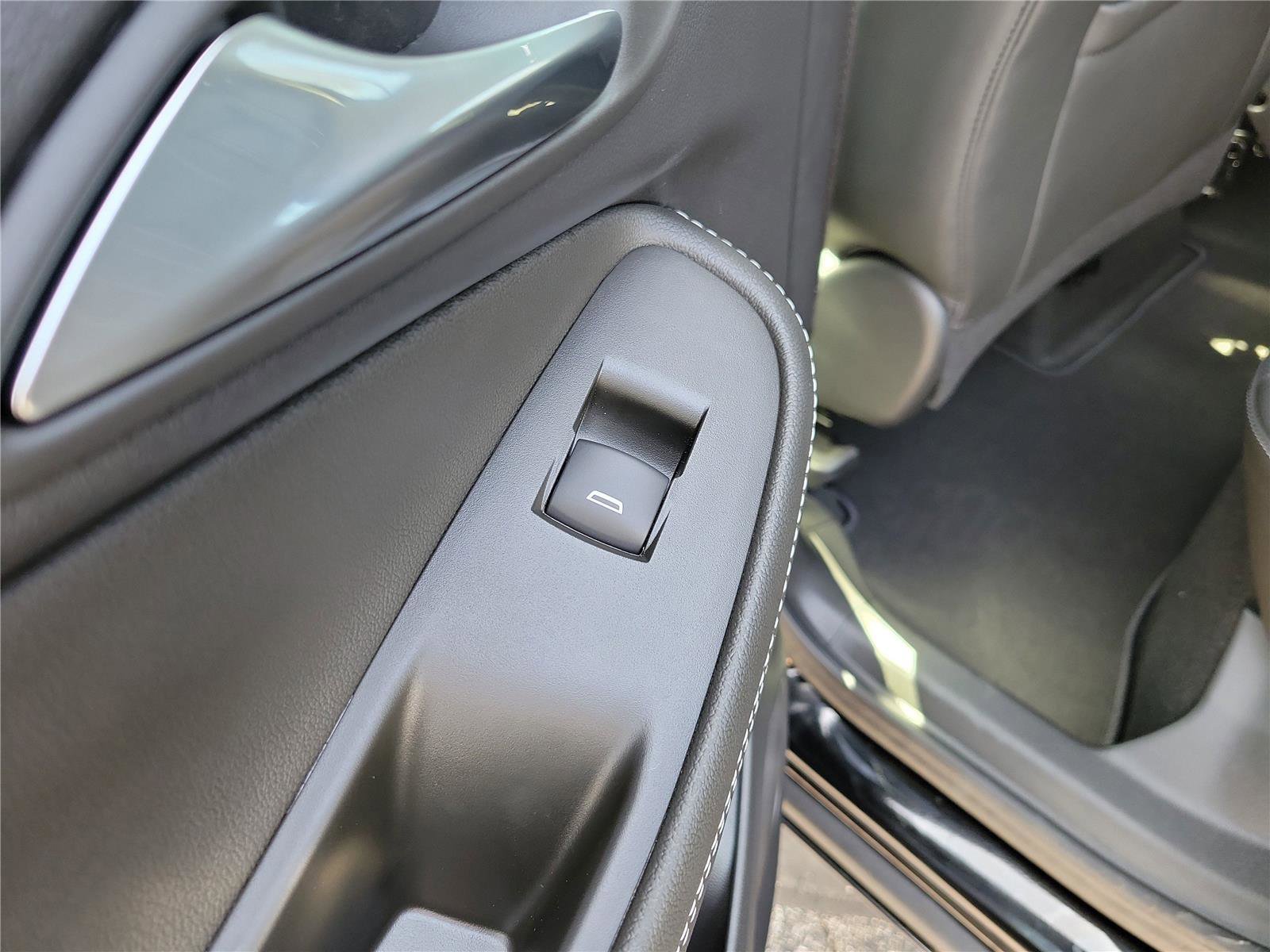 New 2026 Buick Encore GX Avenir w/ Avenir Technology Package image 16