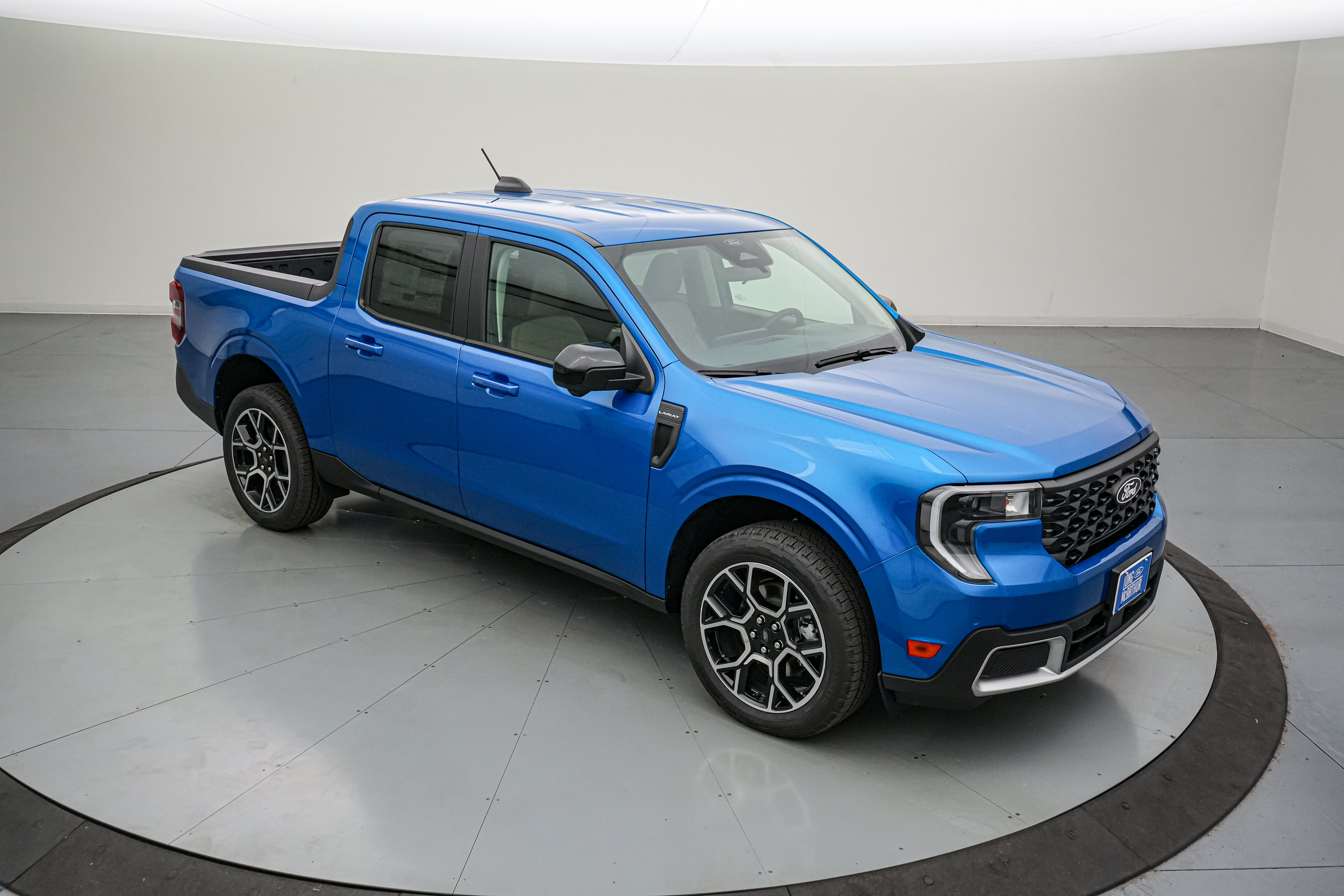 New 2026 Ford Maverick Lariat AWD/4WD image 2