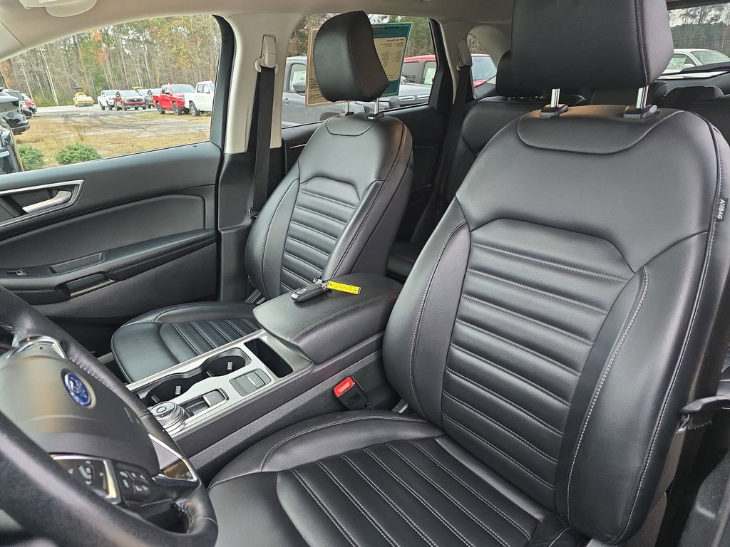 Used 2024 Ford Edge SEL image 19