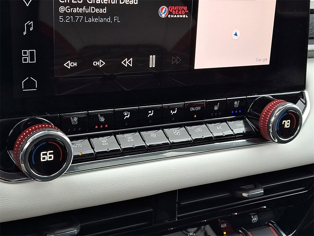 Used 2025 GMC Canyon AT4 w/ AT4X AEV Edition image 17