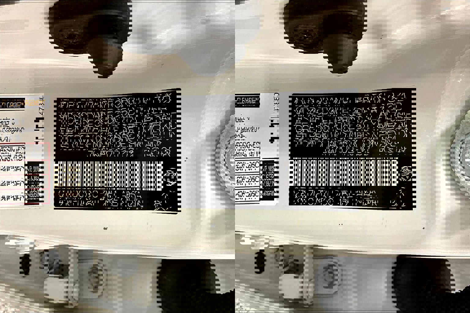 Used 2020 Toyota Prius LE image 19