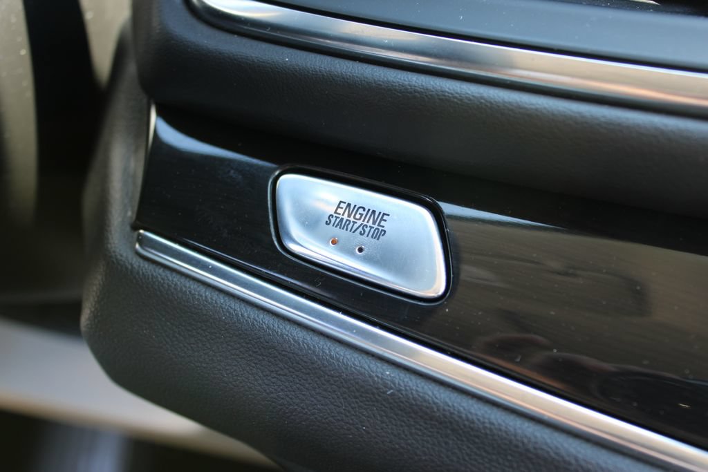 Certified 2023 Buick Enclave Essence w/ Experience Buick Package AWD/4WD image 18