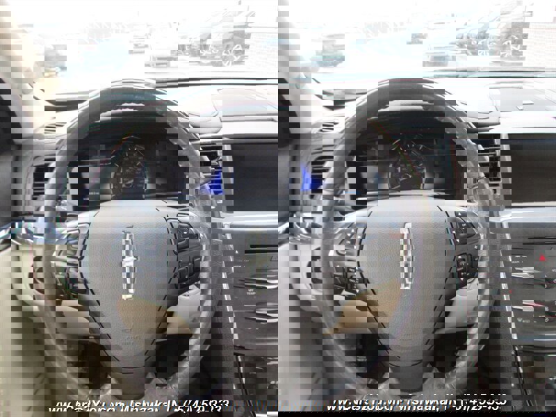 Used 2015 Lincoln MKS AWD w/ Equipment Group 101A image 20