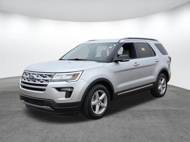 Used 2019 Ford Explorer XLT w/ Equipment Group 201A image 7