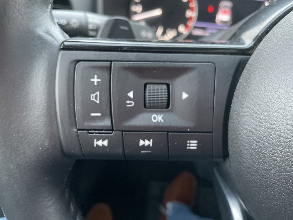 Certified 2023 Nissan Rogue SV w/ SV Premium B Package image 14