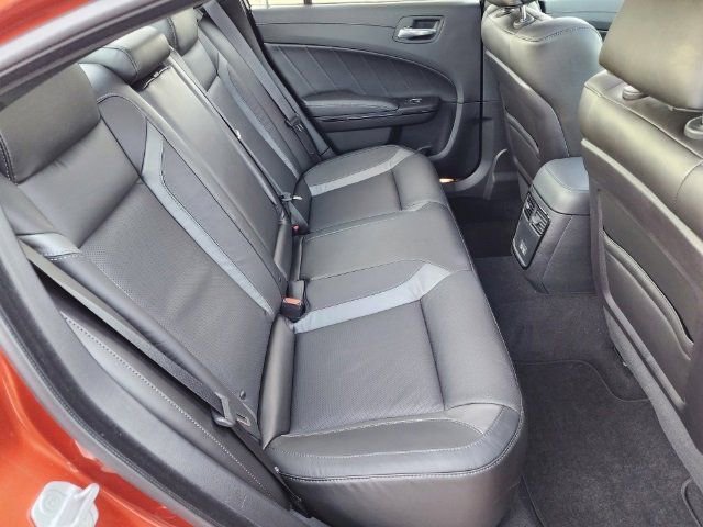 Used 2023 Dodge Charger SXT w/ Plus Group RWD image 17