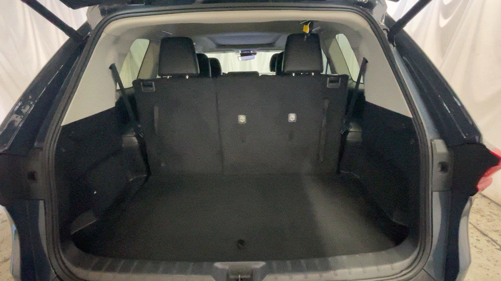 Used 2024 Toyota Grand Highlander AWD image 20