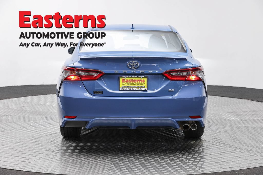 Used 2023 Toyota Camry SE FWD image 8