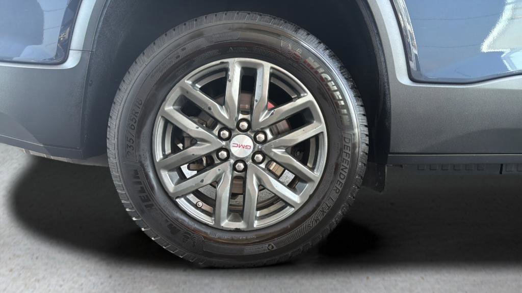 Used 2018 GMC Acadia SLT image 13