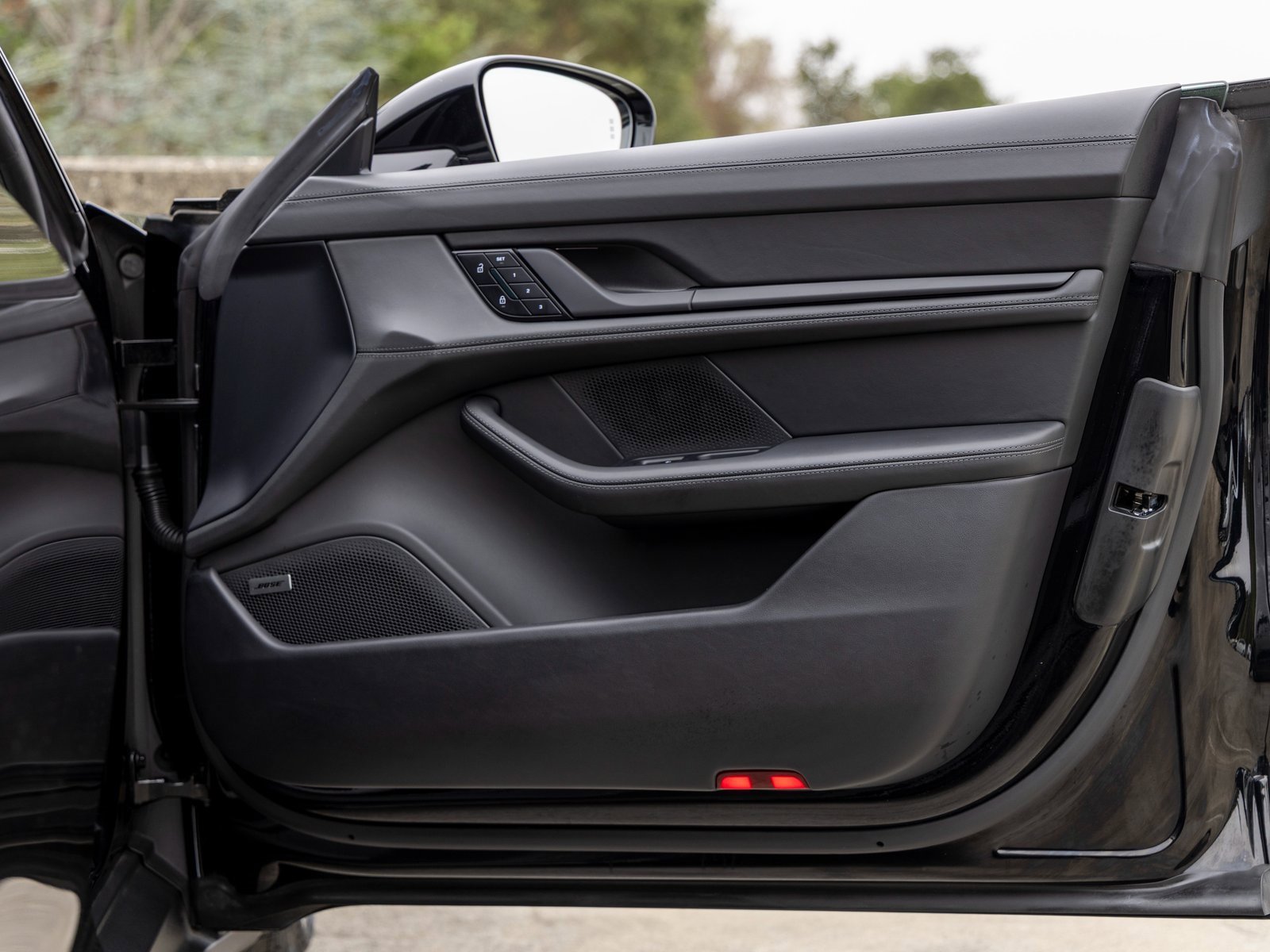 New 2025 Porsche Taycan 4S image 47