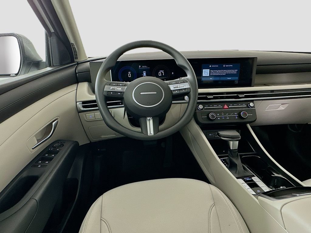 New 2026 Hyundai Tucson SE image 17