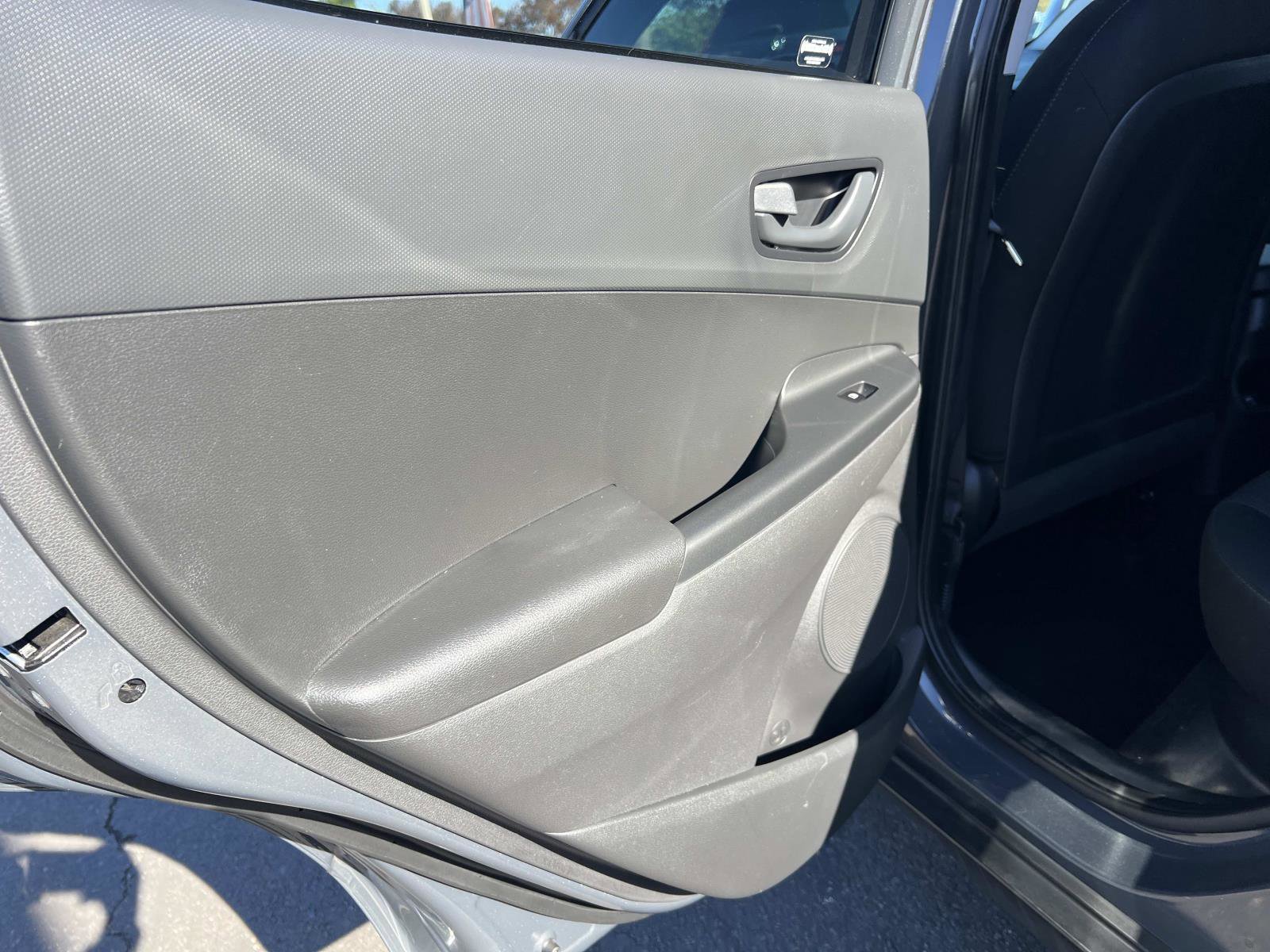 Used 2023 Hyundai Kona SEL image 20