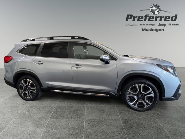 Used 2023 Subaru Ascent Limited w/ Technology Package image 8