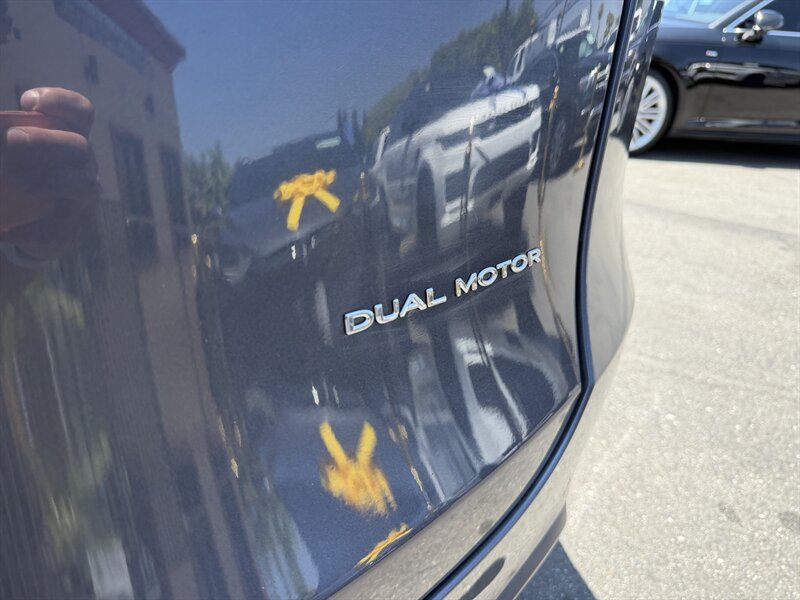 Used 2022 Tesla Model Y Long Range AWD/4WD image 7