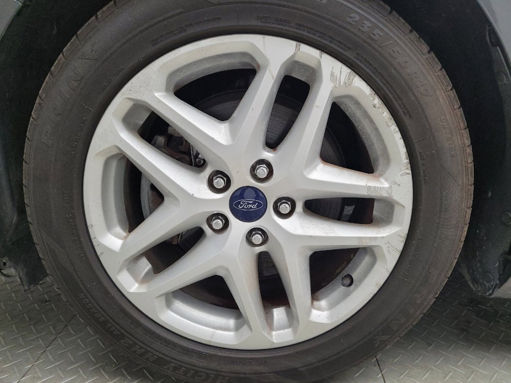 Used 2015 Ford Fusion SE FWD image 31