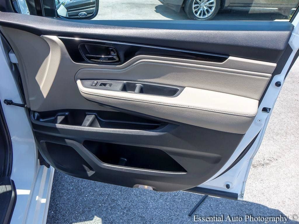 Used 2023 Honda Odyssey Elite image 24
