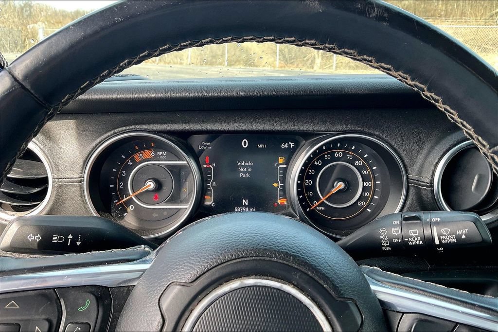 Used 2021 Jeep Wrangler Unlimited Sahara AWD/4WD image 15