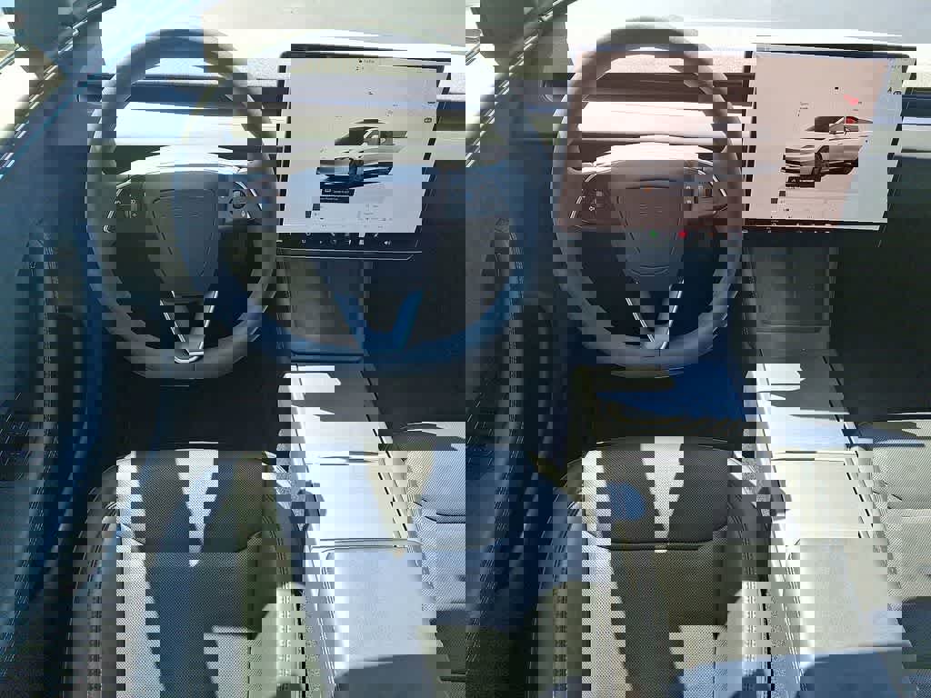 Used 2025 Tesla Model 3 Long Range image 21