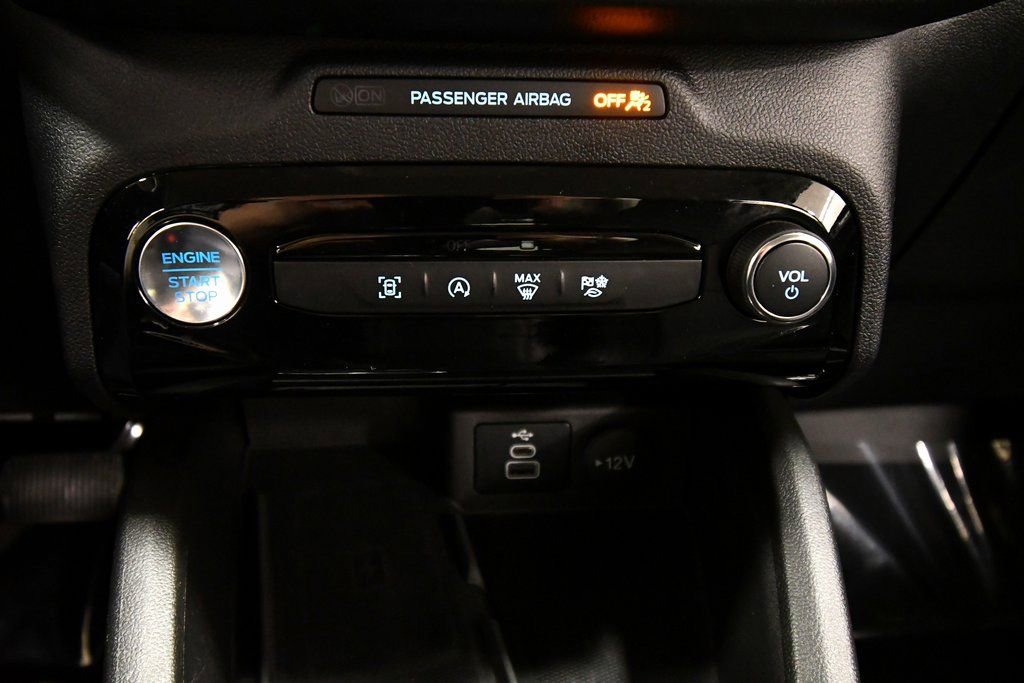 Used 2025 Ford Escape Platinum image 24