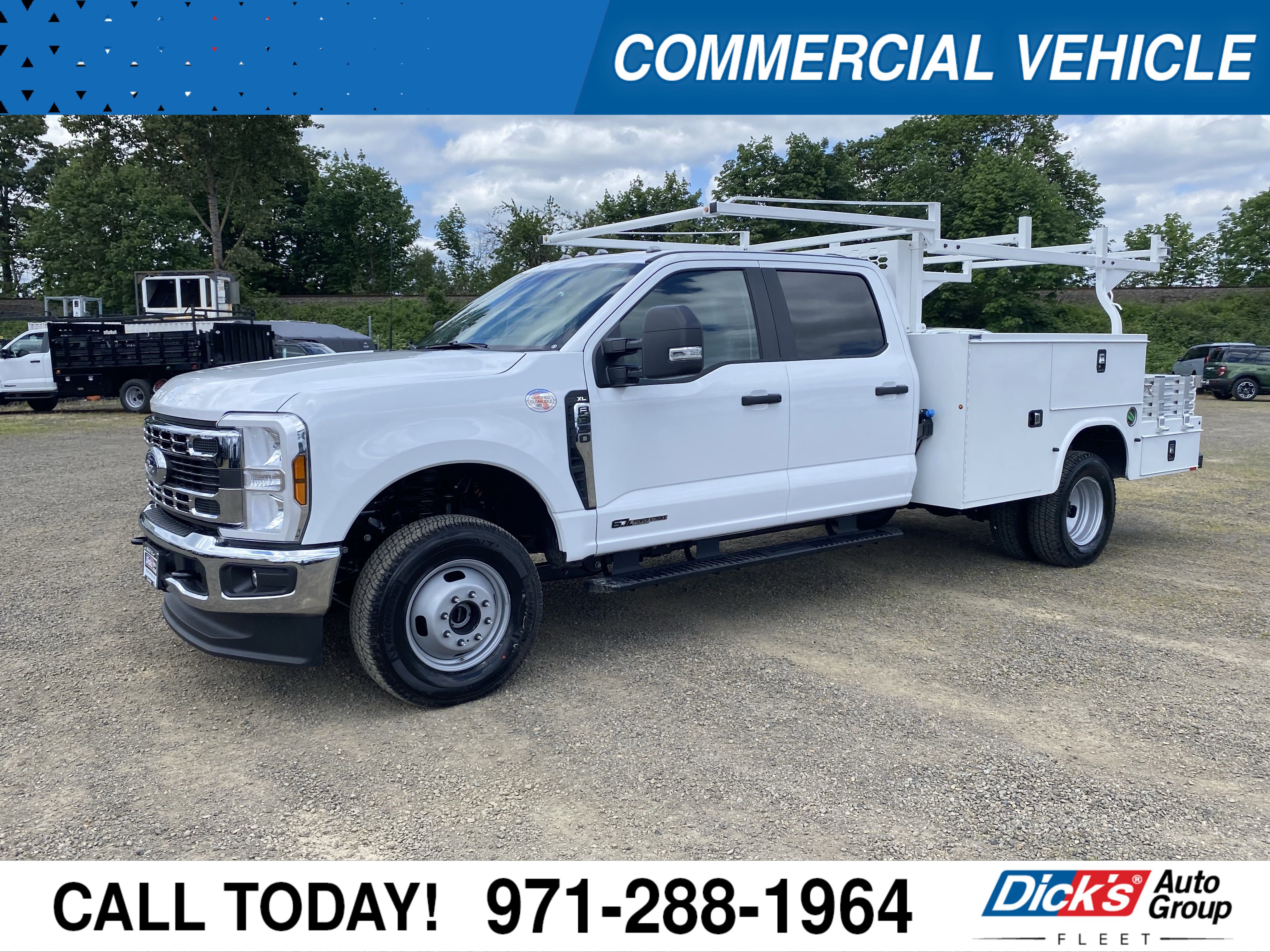 New 2025 Ford F350 XL w/ XL Chrome Package