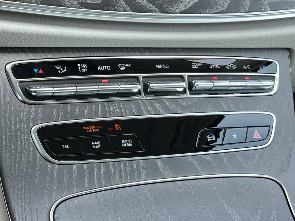 Used 2023 Mercedes-Benz E 350 4MATIC Sedan w/ Premium Package image 29