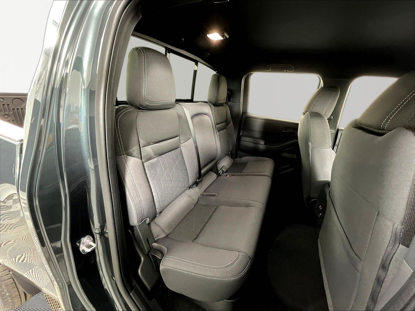 New 2027 Nissan Frontier SV w/ SV Convenience Package AWD/4WD image 19