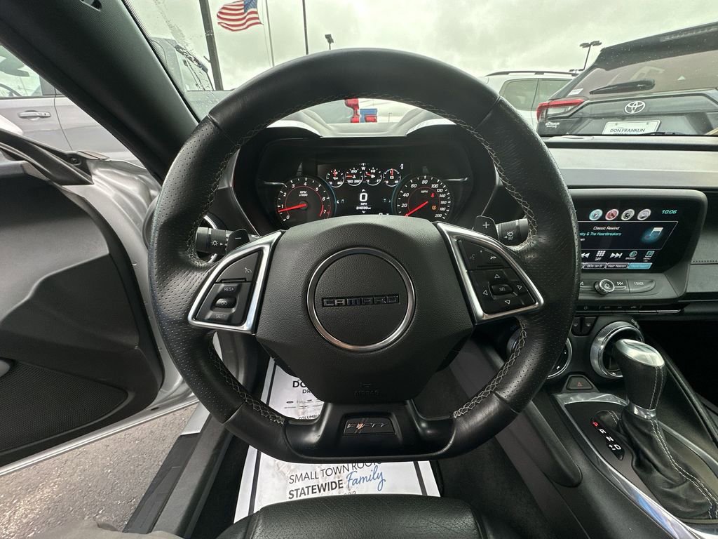 Used 2017 Chevrolet Camaro SS image 14