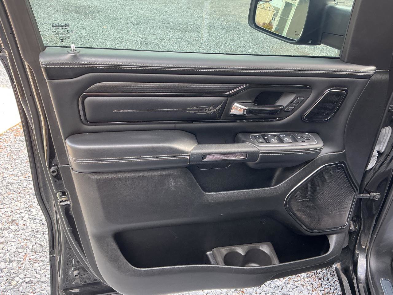 Used 2023 RAM 1500 Limited image 9