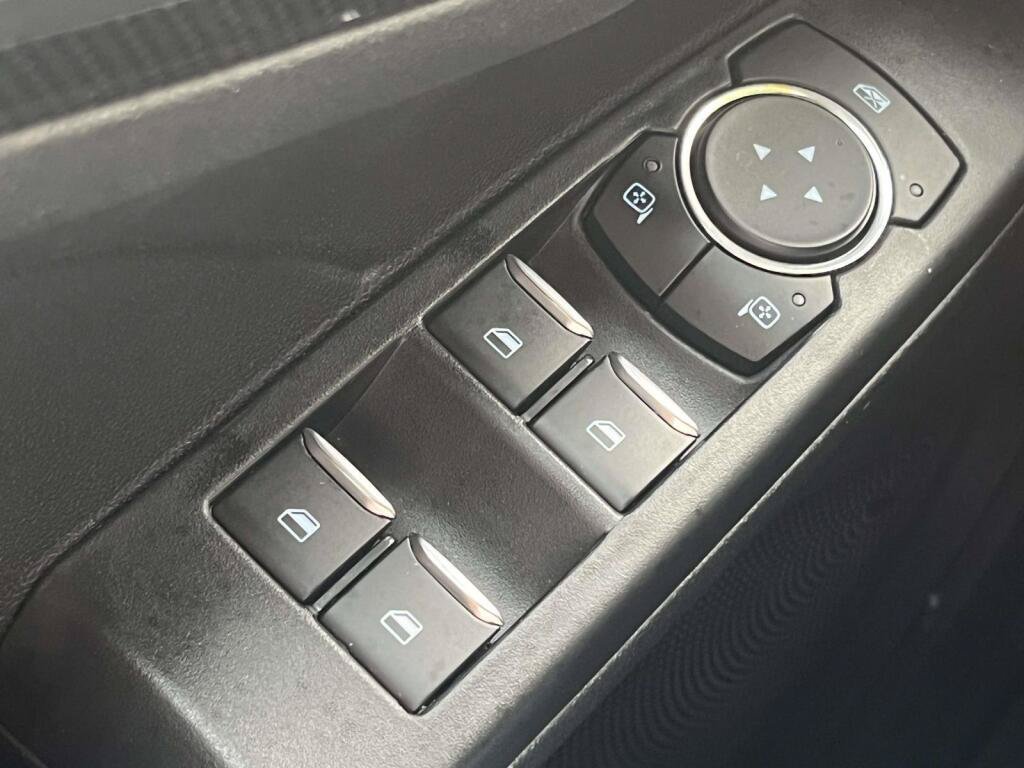 Certified 2023 Ford Escape ST-Line w/ Tech Pack #1 FWD image 31