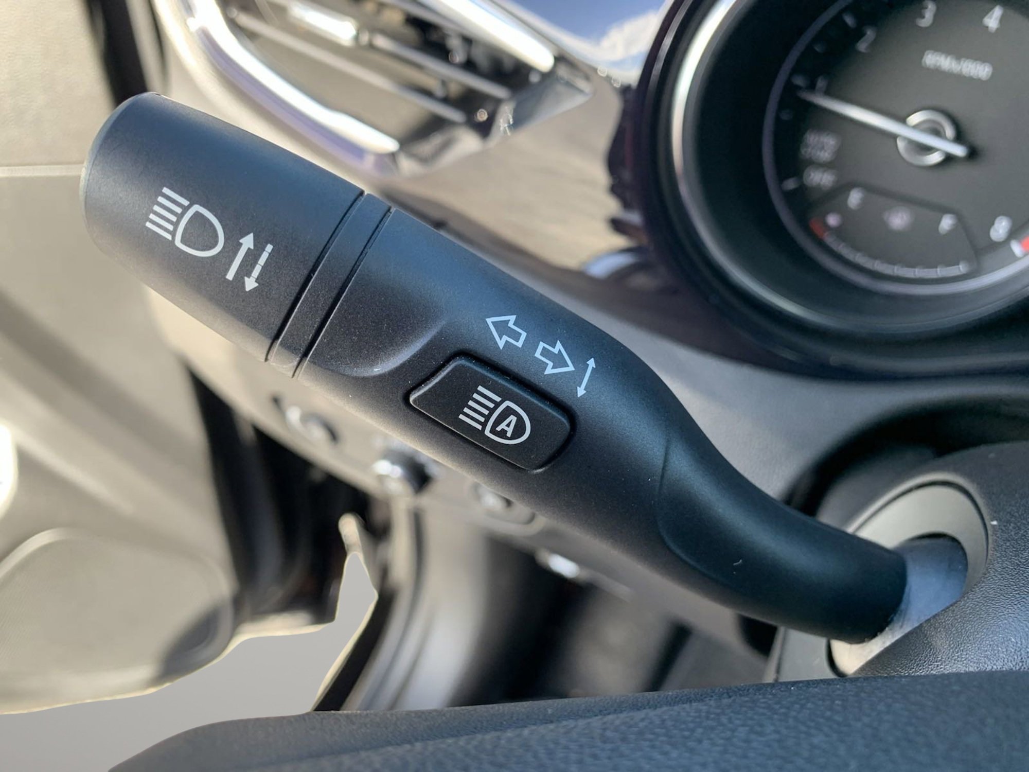 Used 2021 Buick Encore GX Select FWD image 31
