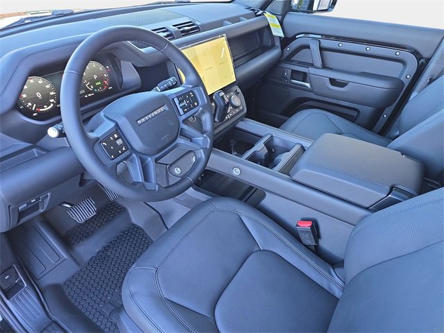New 2026 Land Rover Defender 110 X-Dynamic SE image 12