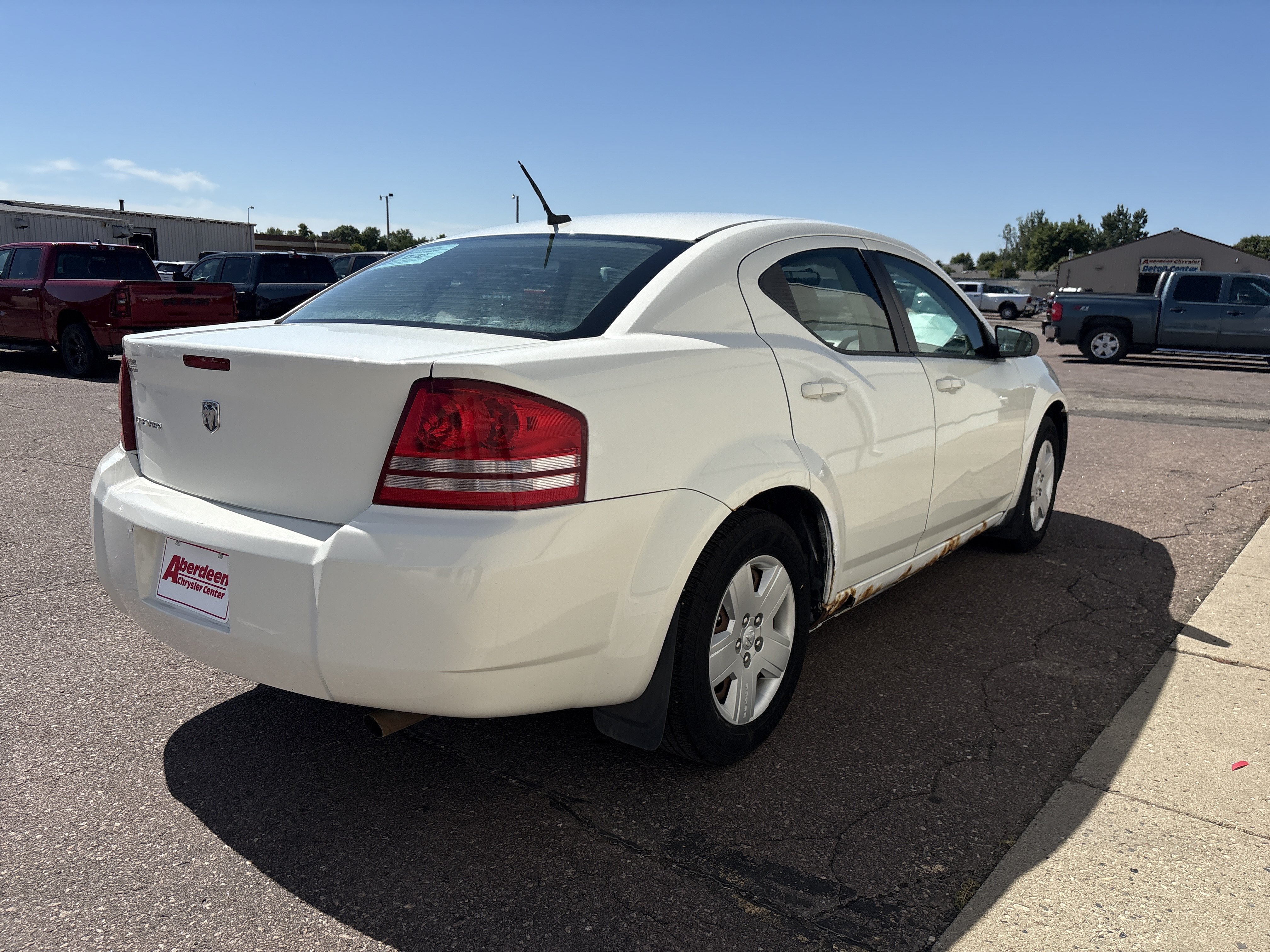 Used 2008 Dodge Avenger SE FWD image 5