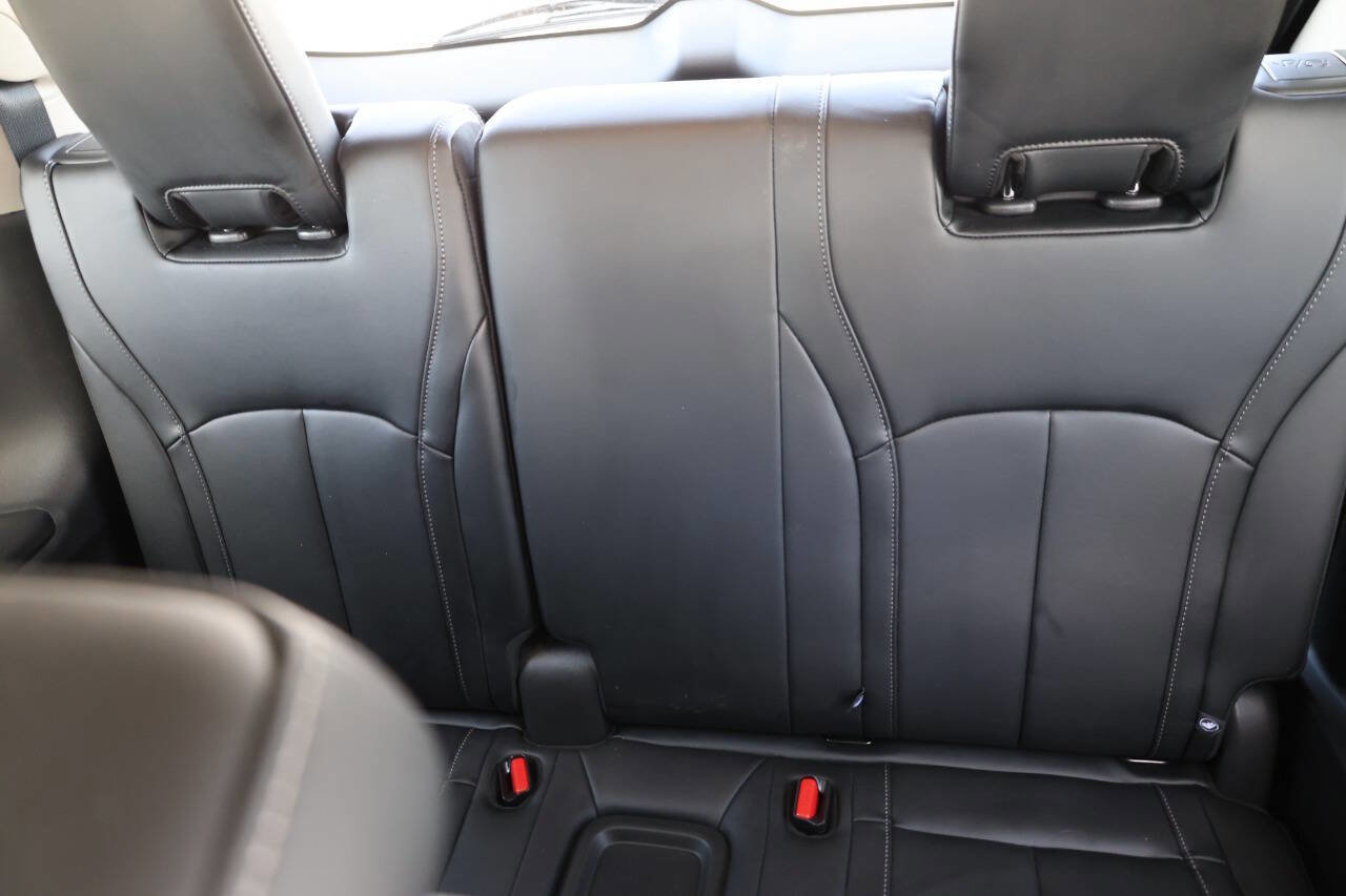 Used 2024 INFINITI QX60 Luxe image 17