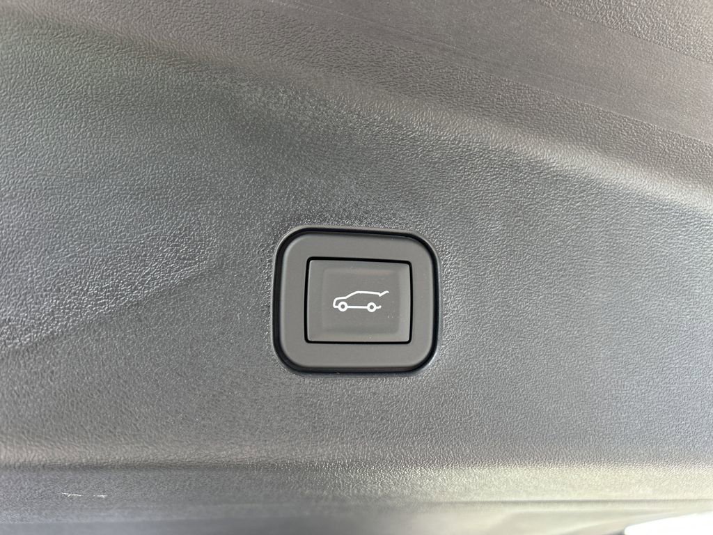 New 2026 Cadillac Vistiq Platinum image 11