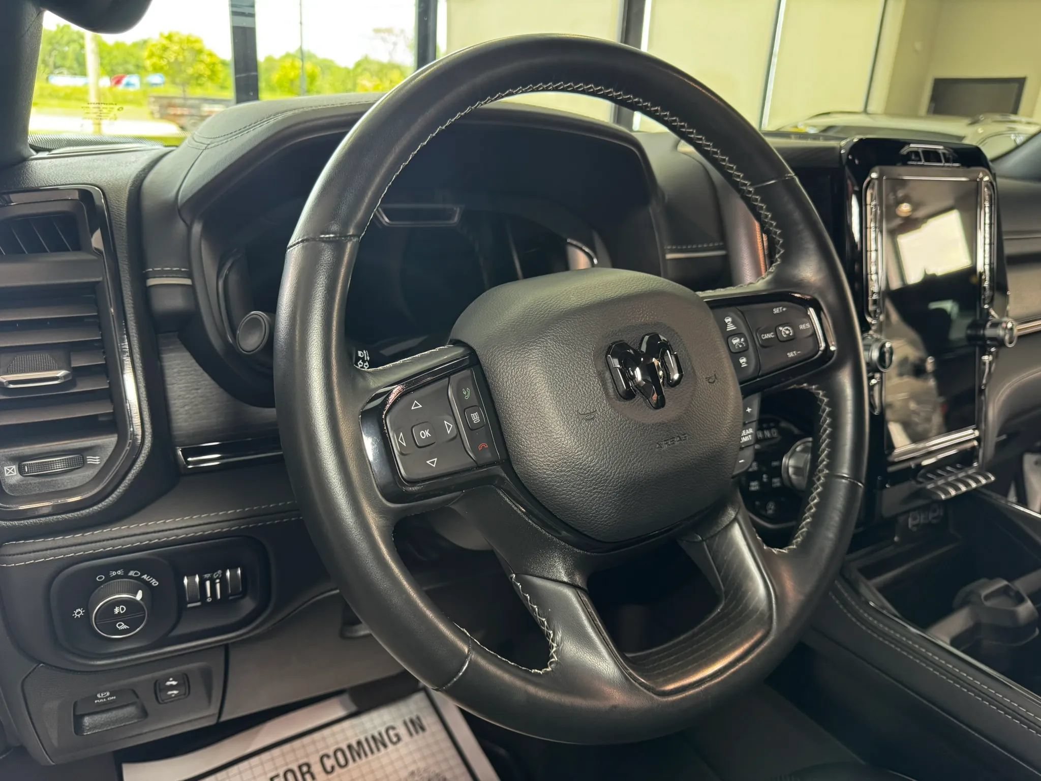Used 2023 RAM 1500 Limited AWD/4WD image 27