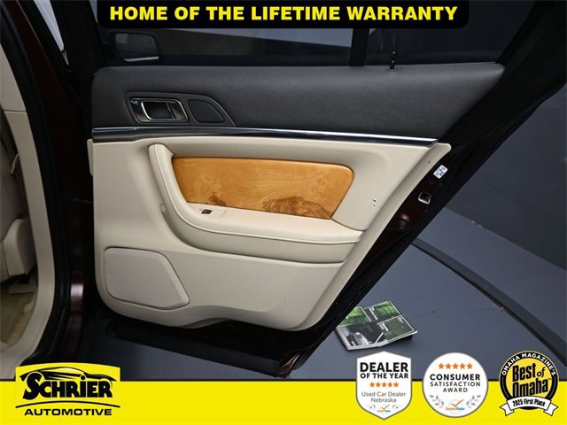 Used 2012 Lincoln MKS AWD image 36